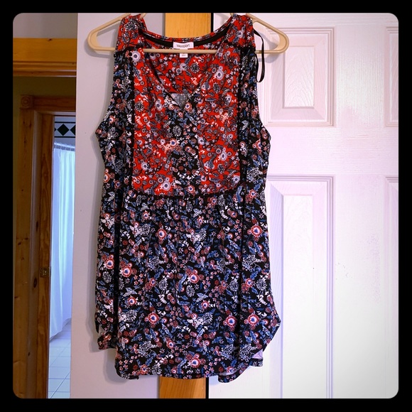 Dress Barn Tops - Summer tank top Dress Barn Tops - Summer tank top